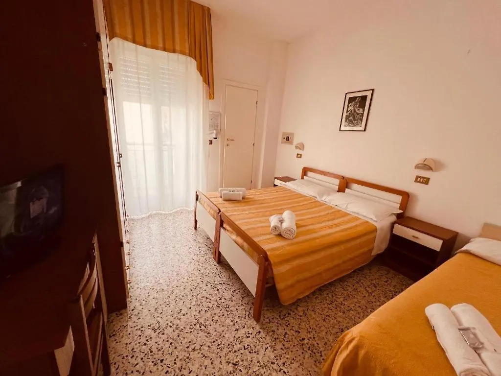 Dipendenza King Apartment Cesenatico Italy