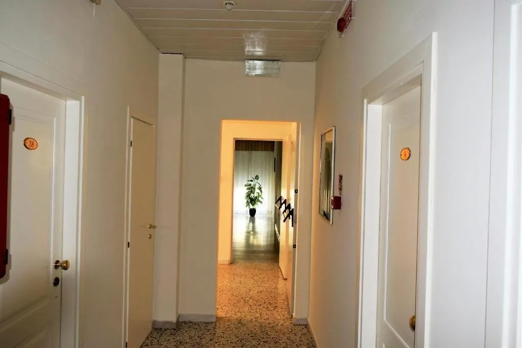 Dipendenza King Apartment Cesenatico Italy