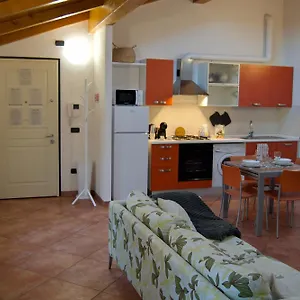 Casa Viola, Deliziosa Mansarda In Centro Storico Appartamento